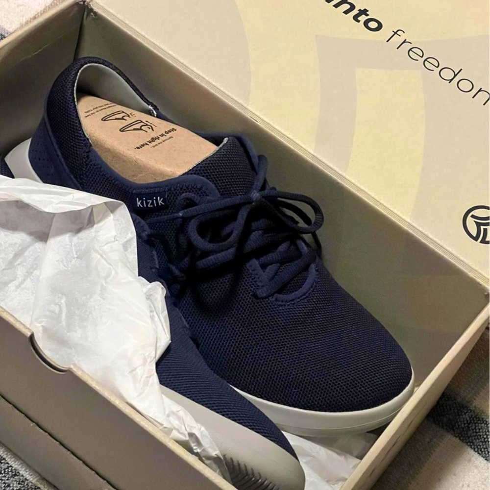 Kizik Madrid tennis shoes.